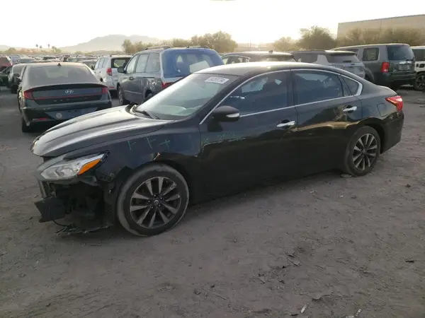 1N4AL3AP8HC185052 2017 NISSAN ALTIMA - Image 1