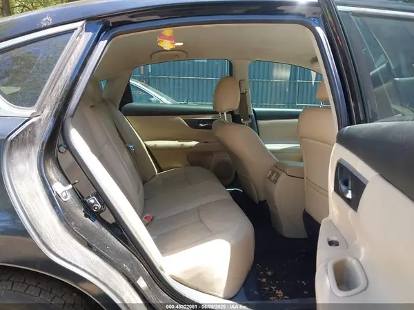 1N4AL3AP8HC185147 2017 NISSAN ALTIMA - Image 8