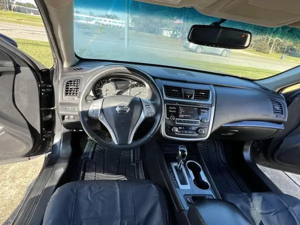1N4AL3AP8HC189246 2017 NISSAN ALTIMA - Image 8
