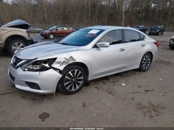 1N4AL3AP8HC191921 2017 NISSAN ALTIMA - Image 2