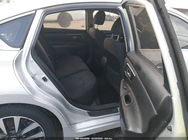 1N4AL3AP8HC191921 2017 NISSAN ALTIMA - Image 8