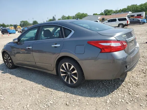 1N4AL3AP8HC193832 2017 NISSAN ALTIMA - Image 2