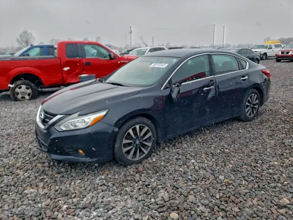 1N4AL3AP8HC195273 2017 NISSAN ALTIMA - Image 1