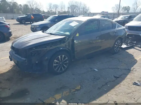 1N4AL3AP8HC197136 2017 NISSAN ALTIMA - Image 2
