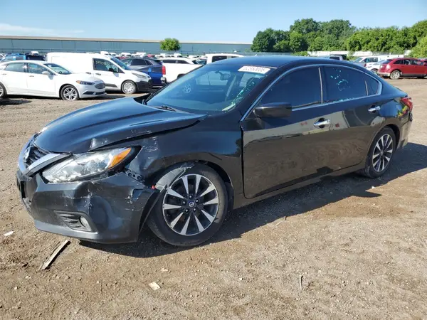 1N4AL3AP8HC198593 2017 NISSAN ALTIMA - Image 1