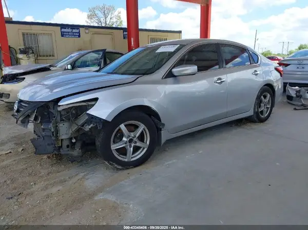 1N4AL3AP8HC198948 2017 NISSAN ALTIMA - Image 2