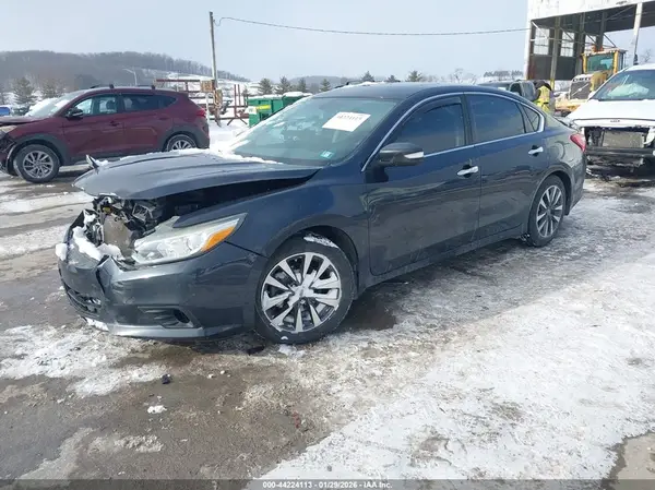 1N4AL3AP8HC203288 2017 NISSAN ALTIMA - Image 2