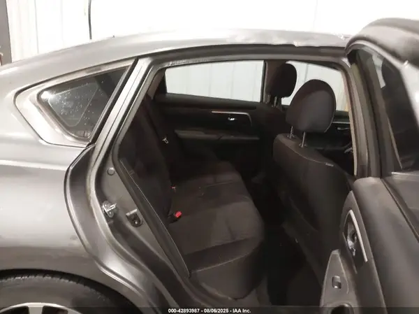 1N4AL3AP8HC203825 2017 NISSAN ALTIMA - Image 8