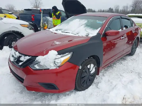 1N4AL3AP8HC204828 2017 NISSAN ALTIMA - Image 2