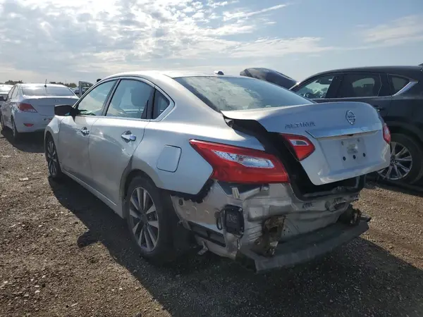 1N4AL3AP8HC207082 2017 NISSAN ALTIMA - Image 2
