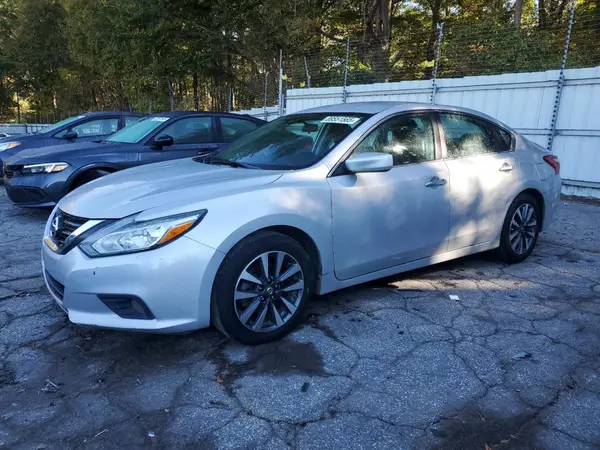1N4AL3AP8HC207129 2017 NISSAN ALTIMA - Image 1