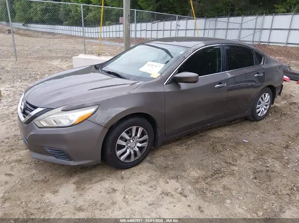 1N4AL3AP8HC213089 2017 NISSAN ALTIMA - Image 2