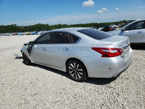 1N4AL3AP8HC214694 2017 NISSAN ALTIMA - Image 2