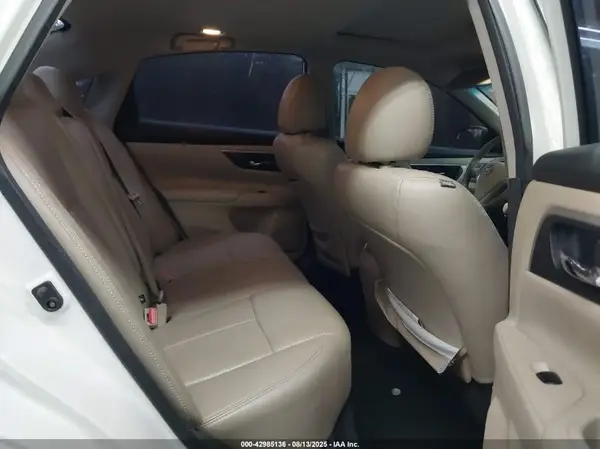 1N4AL3AP8HC215716 2017 NISSAN ALTIMA - Image 8