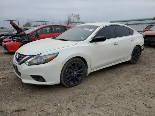 1N4AL3AP8HC215733 2017 NISSAN ALTIMA - Image 1
