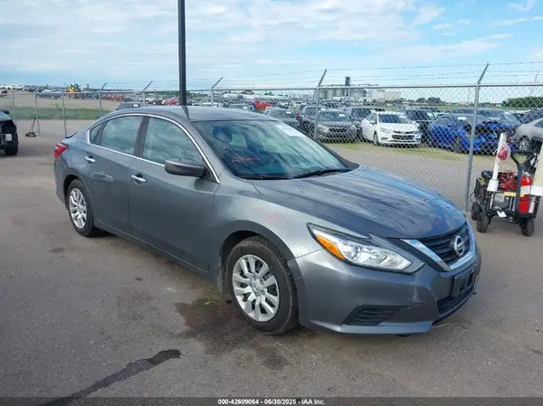 1N4AL3AP8HC217126 2017 NISSAN ALTIMA - Image 1