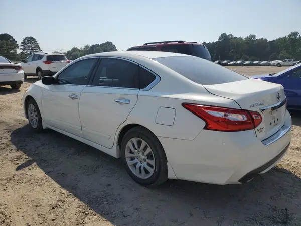 1N4AL3AP8HC217398 2017 NISSAN ALTIMA - Image 2