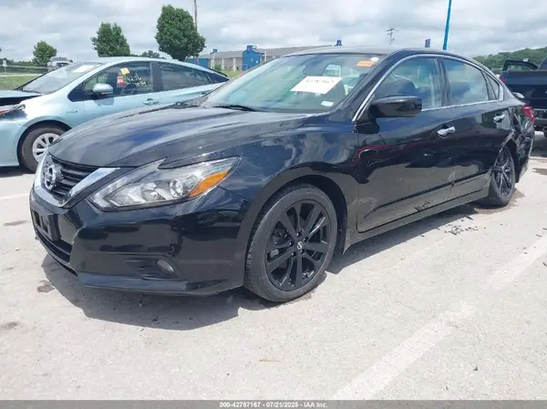 1N4AL3AP8HC219488 2017 NISSAN ALTIMA - Image 2