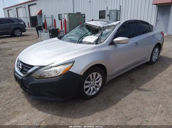 1N4AL3AP8HC219913 2017 NISSAN ALTIMA - Image 2