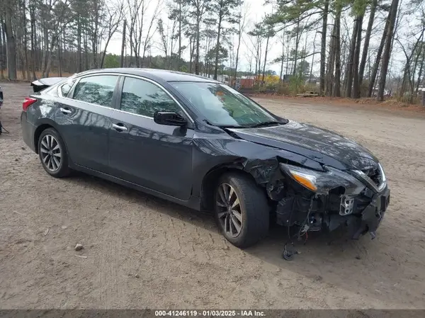 1N4AL3AP8HC220253 2017 NISSAN ALTIMA - Image 1