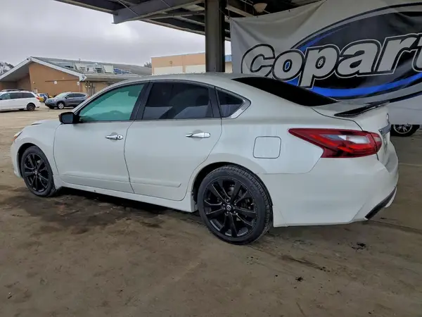 1N4AL3AP8HC220902 2017 NISSAN ALTIMA - Image 2