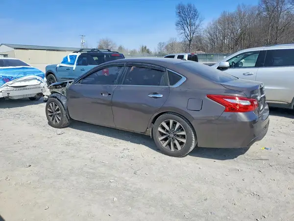 1N4AL3AP8HC221144 2017 NISSAN ALTIMA - Image 2