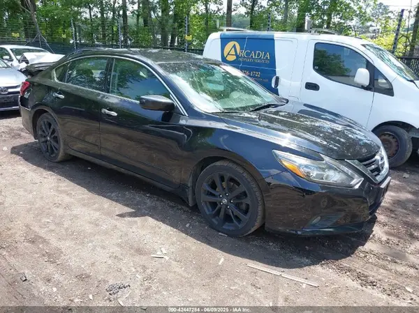 1N4AL3AP8HC222679 2017 NISSAN ALTIMA - Image 1