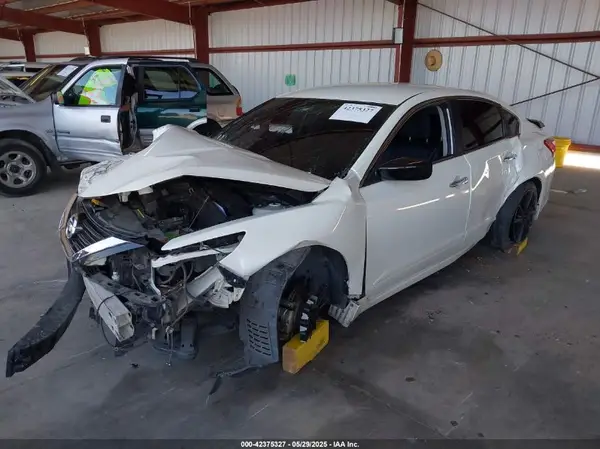 1N4AL3AP8HC223279 2017 NISSAN ALTIMA - Image 2