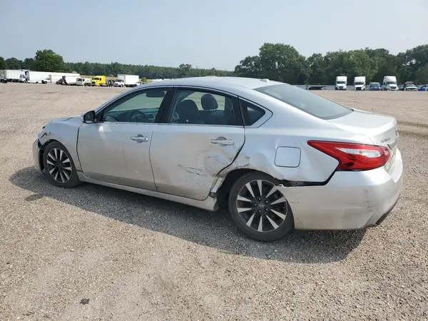 1N4AL3AP8HC224139 2017 NISSAN ALTIMA - Image 2