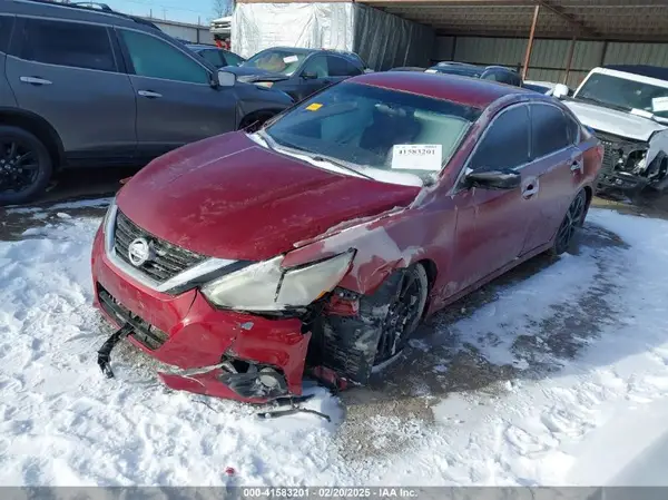 1N4AL3AP8HC227445 2017 NISSAN ALTIMA - Image 2