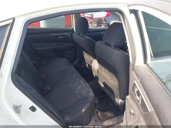 1N4AL3AP8HC228563 2017 NISSAN ALTIMA - Image 8