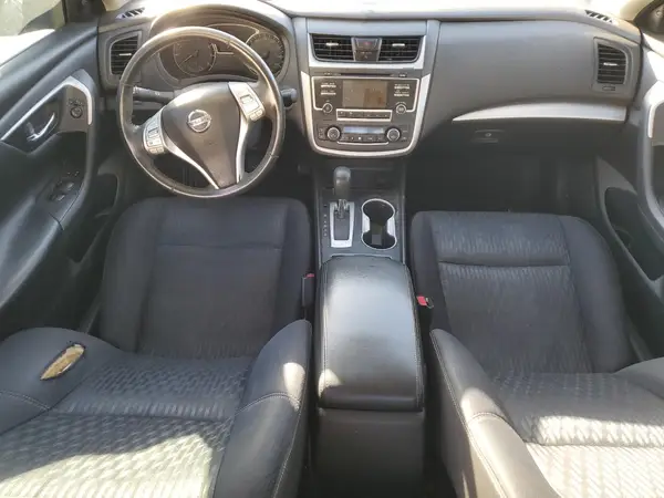 1N4AL3AP8HC230264 2017 NISSAN ALTIMA - Image 8