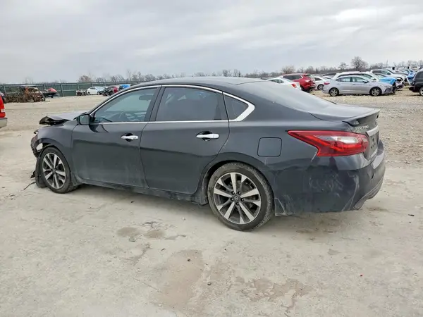 1N4AL3AP8HC230295 2017 NISSAN ALTIMA - Image 2