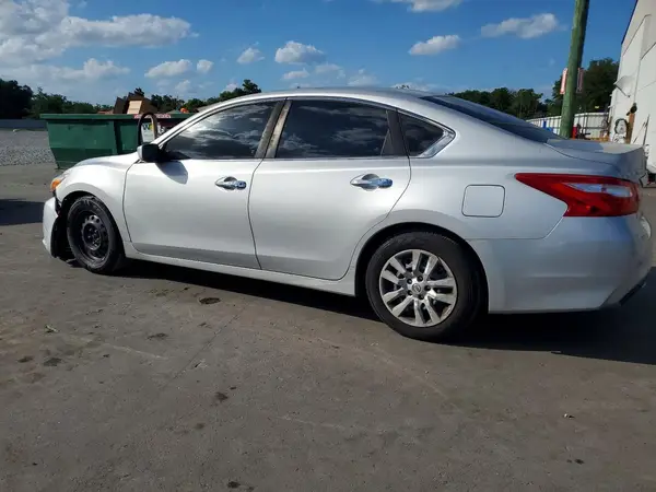 1N4AL3AP8HC232368 2017 NISSAN ALTIMA - Image 2