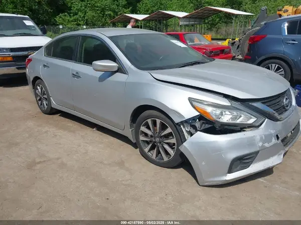 1N4AL3AP8HC234167 2017 NISSAN ALTIMA - Image 1