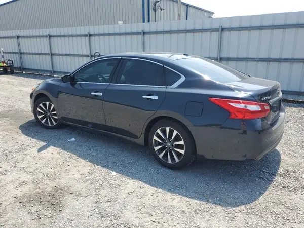 1N4AL3AP8HC234279 2017 NISSAN ALTIMA - Image 2