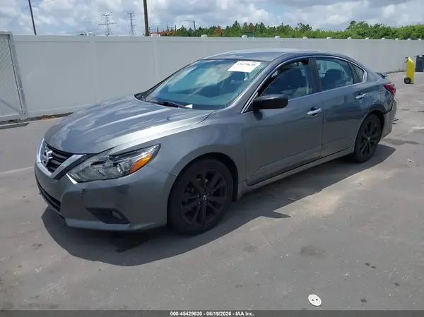 1N4AL3AP8HC236968 2017 NISSAN ALTIMA - Image 2