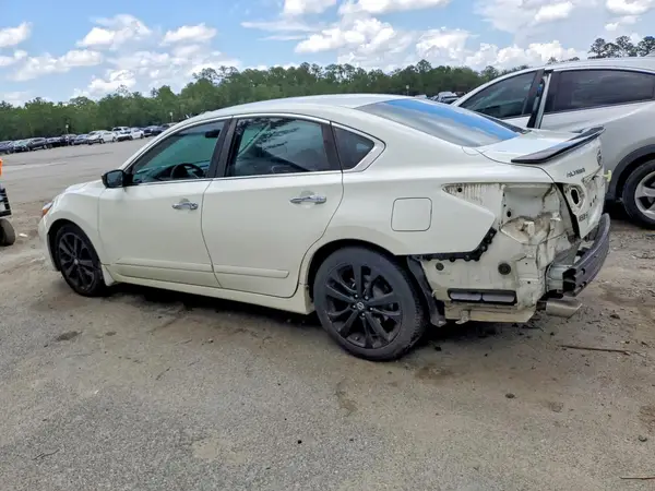 1N4AL3AP8HC239076 2017 NISSAN ALTIMA - Image 2