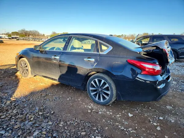 1N4AL3AP8HC239661 2017 NISSAN ALTIMA - Image 2