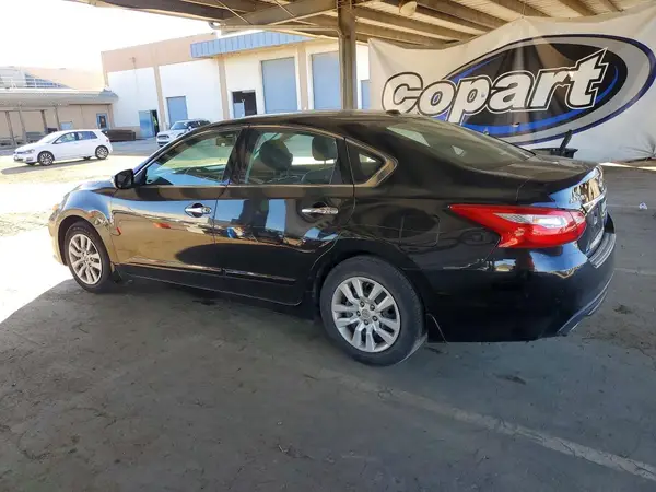1N4AL3AP8HC239756 2017 NISSAN ALTIMA - Image 2