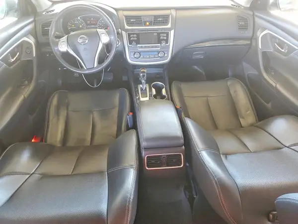 1N4AL3AP8HC239756 2017 NISSAN ALTIMA - Image 8