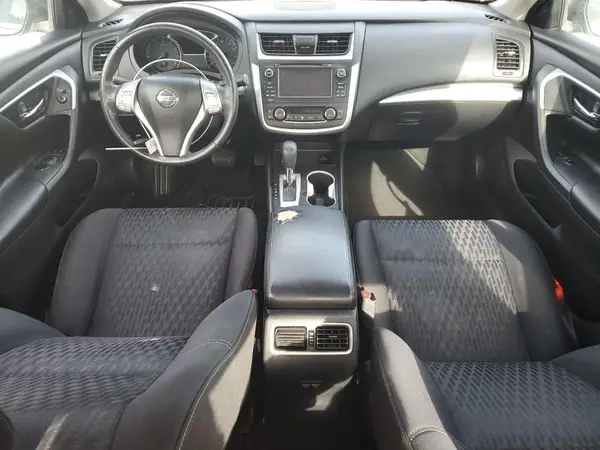1N4AL3AP8HC241216 2017 NISSAN ALTIMA - Image 8