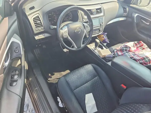 1N4AL3AP8HC241748 2017 NISSAN ALTIMA - Image 8