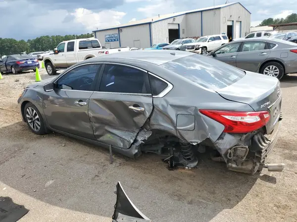 1N4AL3AP8HC243693 2017 NISSAN ALTIMA - Image 2