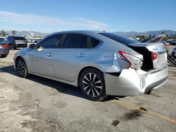 1N4AL3AP8HC244147 2017 NISSAN ALTIMA - Image 2
