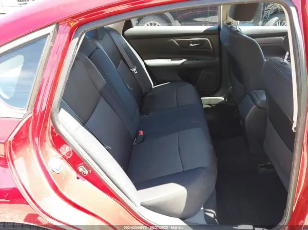 1N4AL3AP8HC244617 2017 NISSAN ALTIMA - Image 8