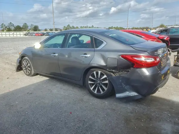1N4AL3AP8HC244715 2017 NISSAN ALTIMA - Image 2