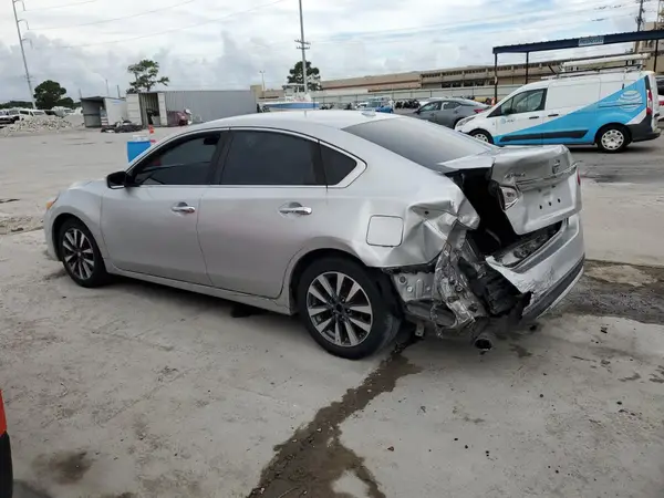 1N4AL3AP8HC244956 2017 NISSAN ALTIMA - Image 2