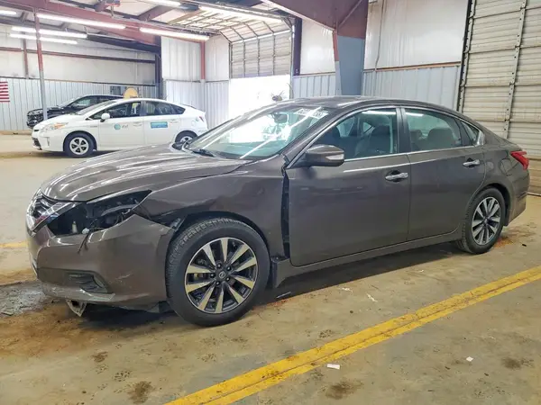 1N4AL3AP8HC245847 2017 NISSAN ALTIMA - Image 1