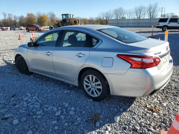 1N4AL3AP8HC246996 2017 NISSAN ALTIMA - Image 2
